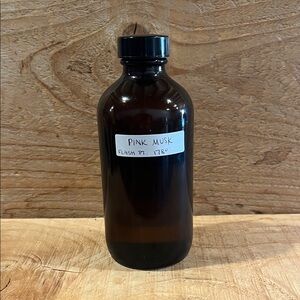 Pink Musk Phthalate-Free Fragrance Oil- 5 oz